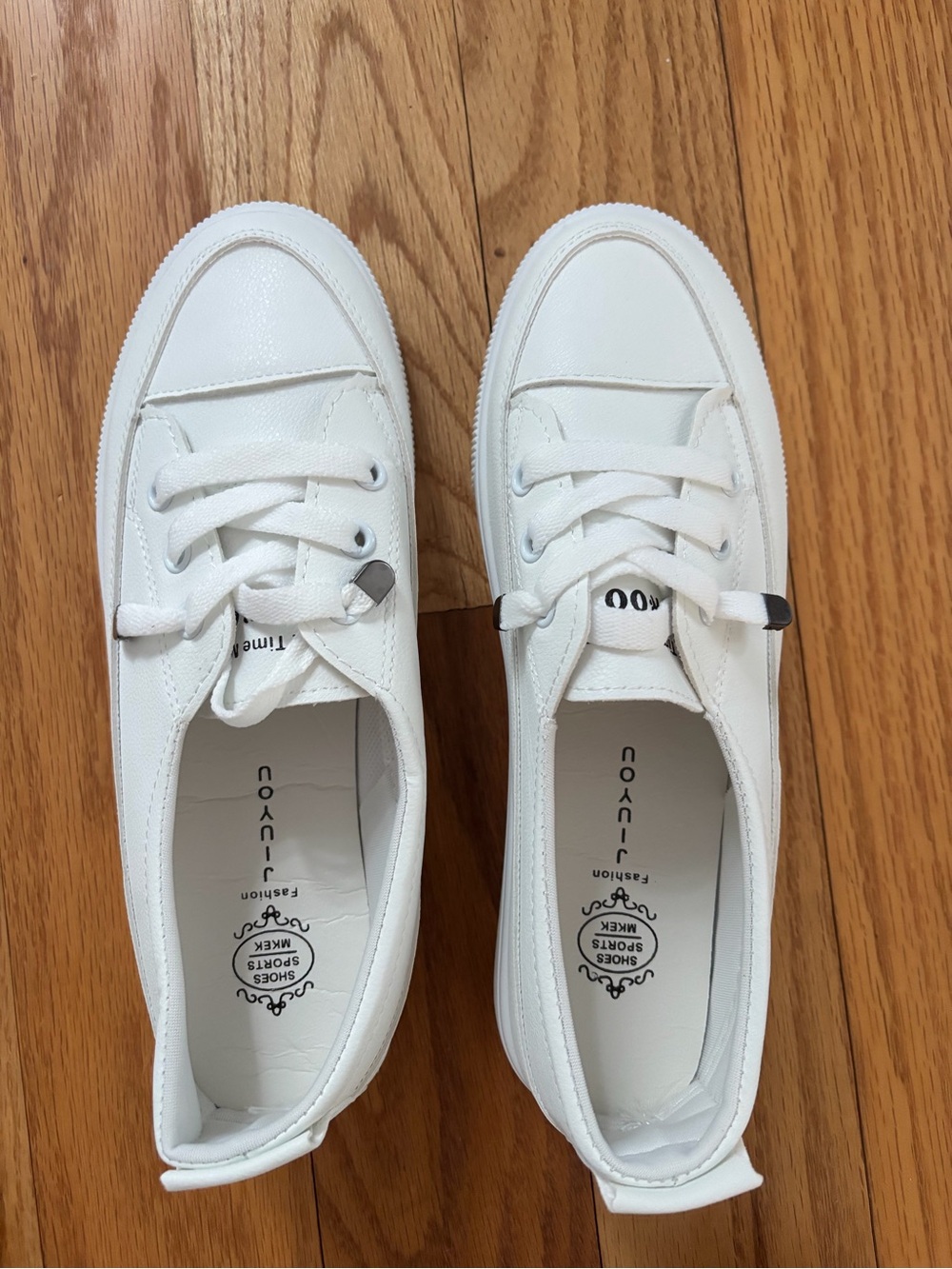 White Women's Low-Top Sneakers